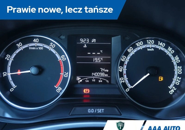 Skoda Fabia cena 35000 przebieg: 140097, rok produkcji 2019 z Trzciel małe 137